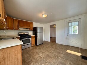 42 Broad St in North Attleboro, MA - Building Photo - Building Photo