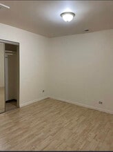 219 N Grace Ave, Unit 2E in Park Ridge, IL - Foto de edificio - Building Photo