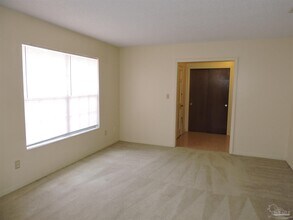 5725 Keystone Rd in Pensacola, FL - Building Photo - Building Photo
