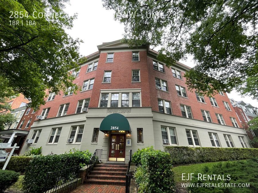 2854 Connecticut Ave NW in Washington, DC - Building Photo