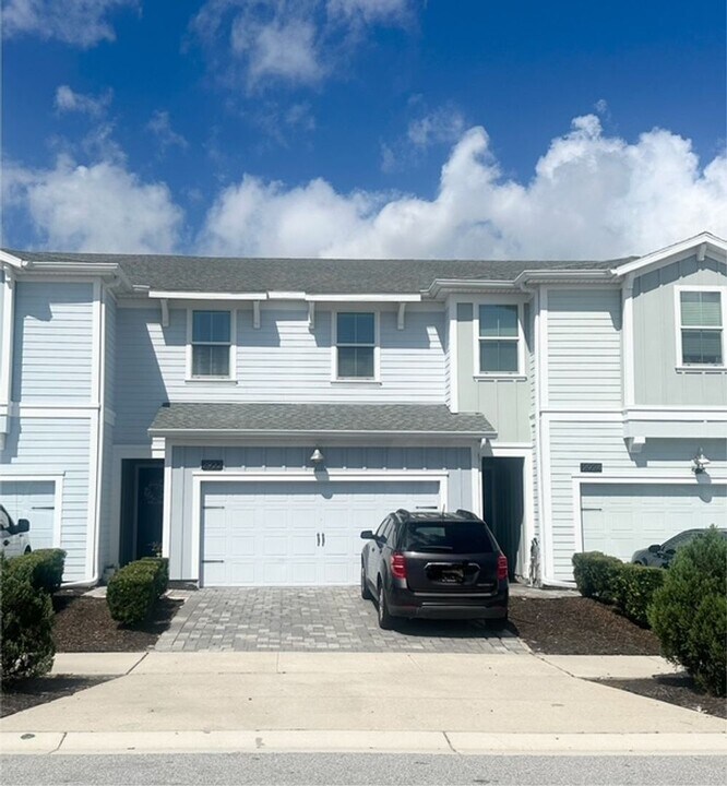 2922 Theme St in Kissimmee, FL - Building Photo