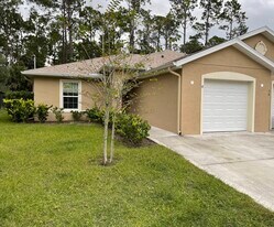 59 Seattle Trail in Palm Coast, FL - Building Photo