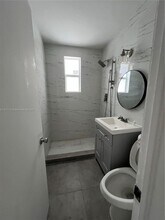 7920 Harding Ave in Miami Beach, FL - Building Photo - Building Photo