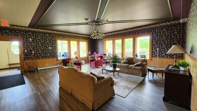 100 Bothne Dr in Coon Valley, WI - Building Photo - Building Photo