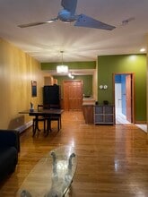 829 N Salina St, Unit #1 in Syracuse, NY - Building Photo - Building Photo