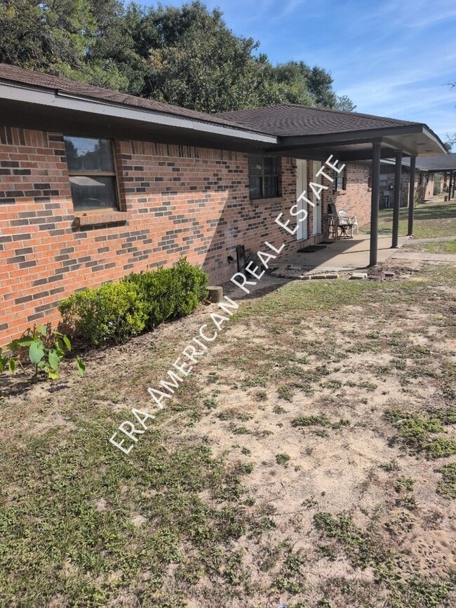 1120 N 20th St in Defuniak Springs, FL - Building Photo - Building Photo