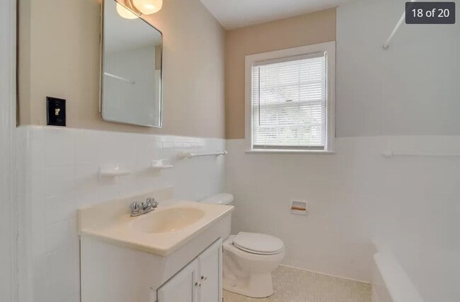 property at 3007 Lake Forest Dr
