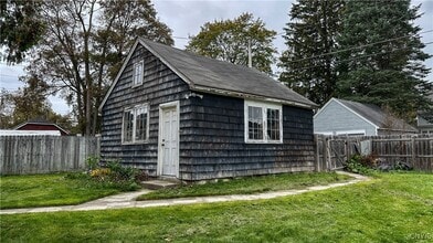 106 Maple St in Rome, NY - Building Photo - Building Photo