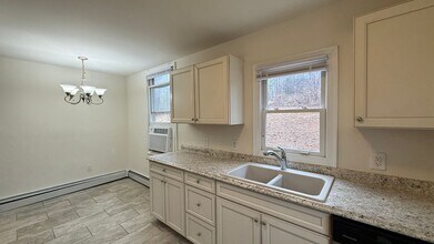 3914 Findley Rd in Woodbridge, VA - Building Photo - Building Photo