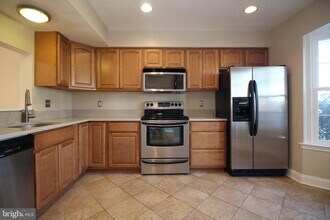 192 Sulgrave Ct in Countryside, VA - Building Photo - Building Photo