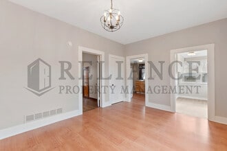 400 S King St in Mount Hope, KS - Building Photo - Building Photo