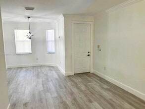 11362 SW 137th Pl in Miami, FL - Building Photo - Building Photo