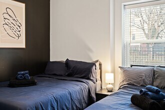 2037 Statesville Ave in Charlotte, NC - Building Photo - Building Photo