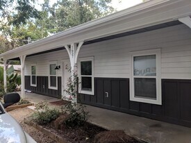 1657 Mayhew St in Tallahassee, FL - Building Photo