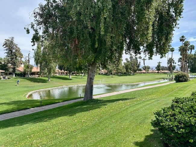 222 Castellana S in Palm Desert, CA - Building Photo - Building Photo