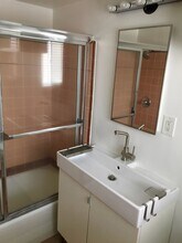 109 8th St in Seal Beach, CA - Building Photo - Building Photo