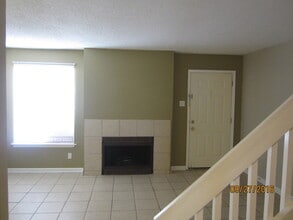 631 Cedarwood Dr in Mandeville, LA - Building Photo - Building Photo