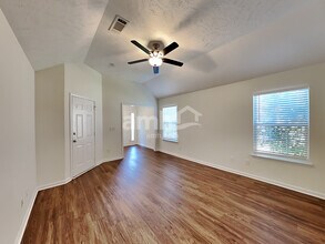 504 Commendable Ln in Smyrna, TN - Foto de edificio - Building Photo