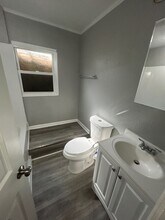 725 St Norbert Dr in Sauget, IL - Building Photo - Building Photo