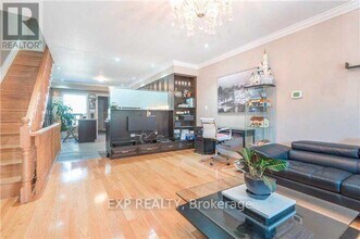 174 Bellwoods Ave in Toronto, ON - Building Photo - Building Photo