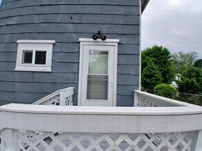 306 N Elm Ave in Jackson, MI - Foto de edificio - Building Photo