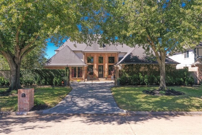 1818 Brookchester Dr in Katy, TX - Foto de edificio - Building Photo