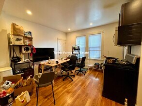 316 Western Ave, Unit 1 in Cambridge, MA - Building Photo - Building Photo