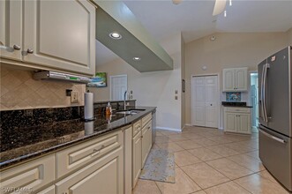 5060 Coldstream Ln in Naples, FL - Building Photo - Building Photo