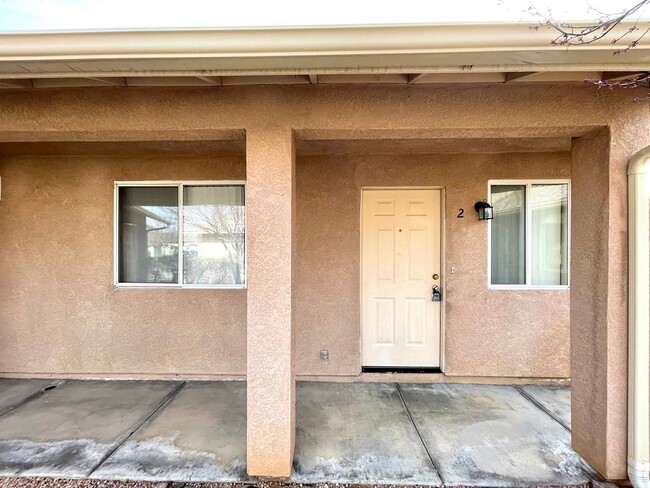 2478 Fox Ct in Kingman, AZ - Building Photo - Building Photo