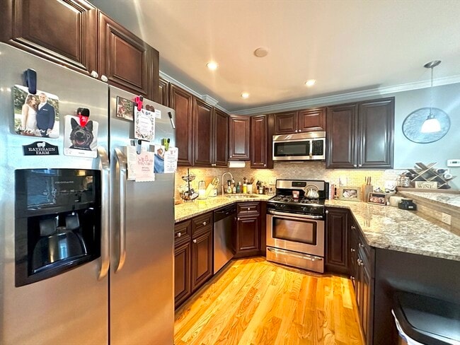 property at 48 Chelmsford St