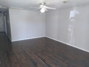 11403 Mosscrest Dr in Houston, TX - Building Photo - Building Photo
