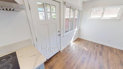 39 N Laurel St in Ventura, CA - Building Photo - Building Photo