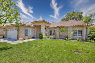 43950 Milan Ct in La Quinta, CA - Building Photo - Building Photo