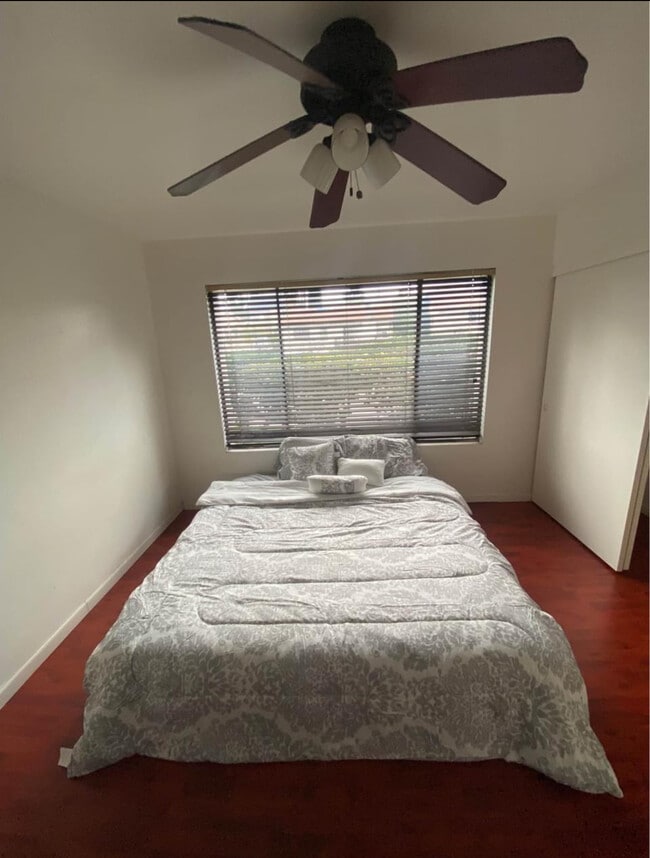 property at 6603 Reservoir Ct