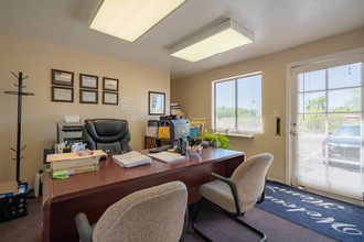 Summer Crossings in Douglas, AZ - Building Photo - Interior Photo