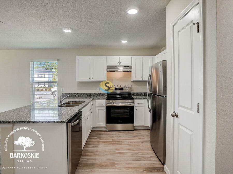 11486 Oakfield Ct in Jacksonville, FL - Building Photo