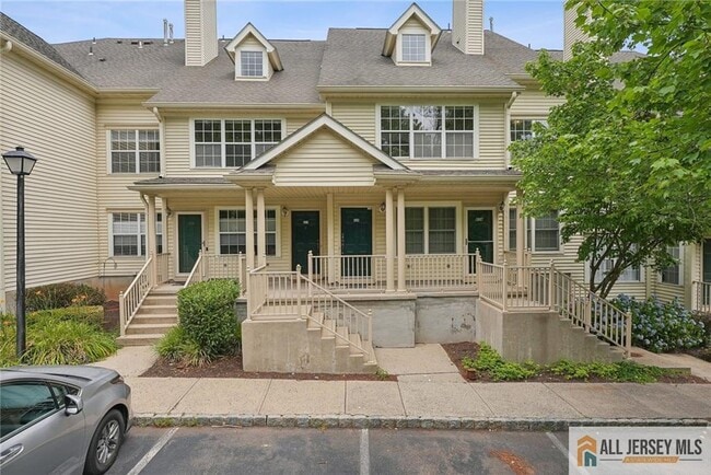 property at 624 Brickhouse Rd