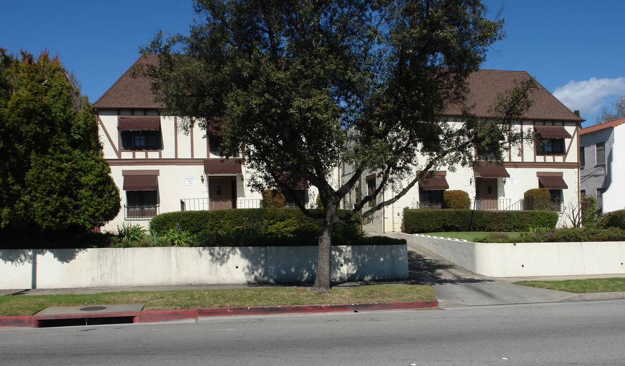 1620 Huntington Dr in South Pasadena, CA - Foto de edificio