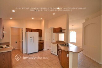 11202 Summer Star Dr in Riverview, FL - Building Photo - Building Photo