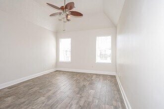 1080 Cross Wood Ln in Cordova, TN - Building Photo - Building Photo