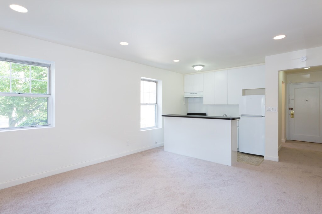 Hudson Ridge Apartments North Bergen, NJ Apartments