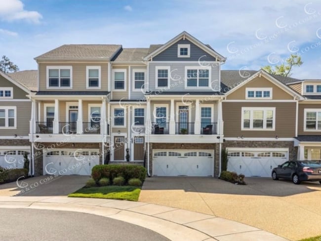 property at 5413 Hickory Ann Dr