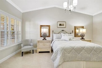 14631 Balgowan Rd in Miami Lakes, FL - Foto de edificio - Building Photo