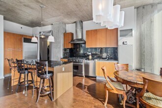 600 N Fairbanks Ct in Chicago, IL - Building Photo - Building Photo