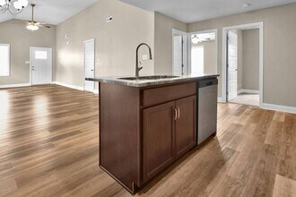 1000 Dublin Dr in Clarksville, TN - Building Photo - Building Photo