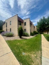 3123 Broadmoor Valley Rd in Colorado Springs, CO - Building Photo - Building Photo