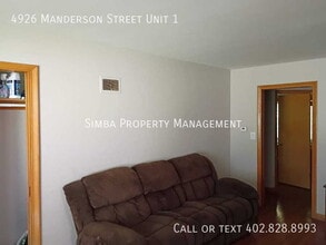 4926 Manderson St in Omaha, NE - Building Photo - Building Photo