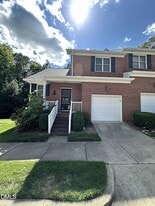 111 Tuska Hills Dr in Holly Springs, NC - Building Photo
