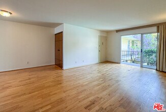 2311 4th St in Santa Monica, CA - Building Photo - Building Photo