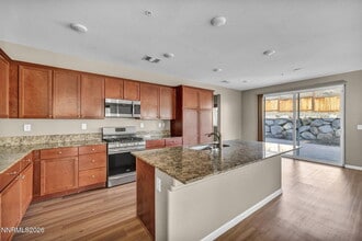 2751 Cityview Terrace in Sparks, NV - Building Photo - Building Photo